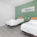 Apartment Califal San Pedro